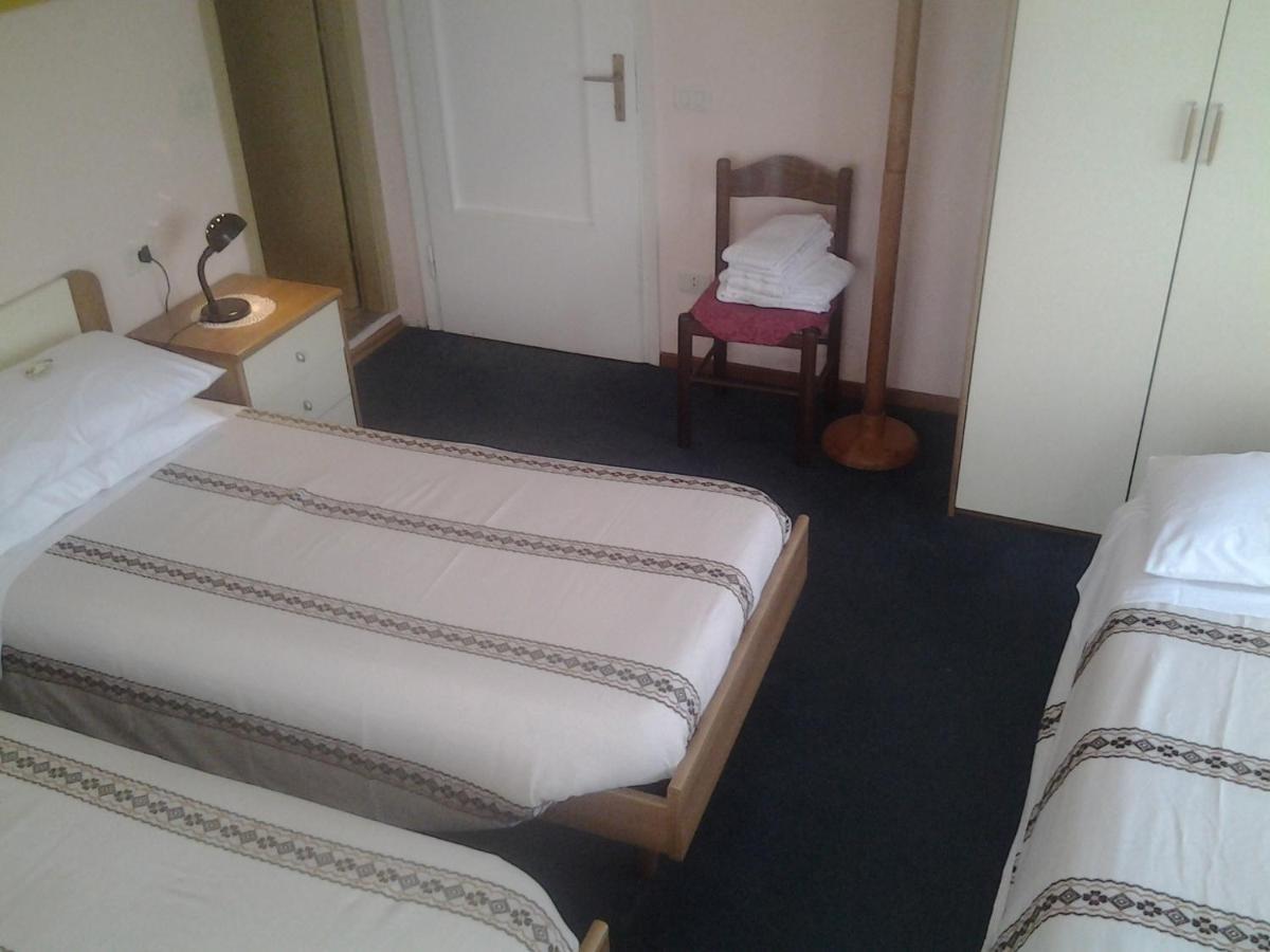 Hotel Poggio D'Oro Рива ди Солто Стая снимка
